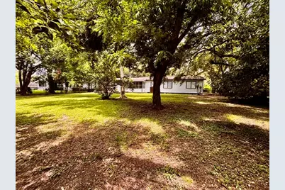 2419 Meadow Lane, La Marque, TX 77568 - Photo 17
