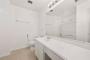 15707 Crooked Arrow Dr, Sugar Land, TX 77498 - Photo 33