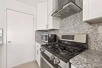 15707 Crooked Arrow Drive, Sugar Land, TX 77498 - Photo 21