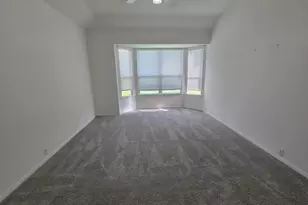 9005 Sundown Dr, Pearland, TX 77584 - Photo 11