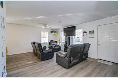 8134 Richland Drive #A, Houston, TX 77028 - Photo 11