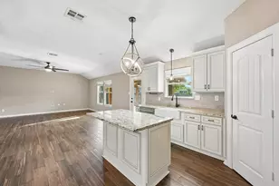 5012 Bayou Dr, Dickinson, TX 77539 - Photo 19