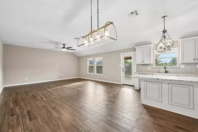 5012 Bayou Dr, Dickinson, TX 77539 - Photo 13