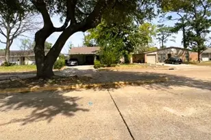 7613 Parker Rd, Houston, TX 77016 - Photo 3