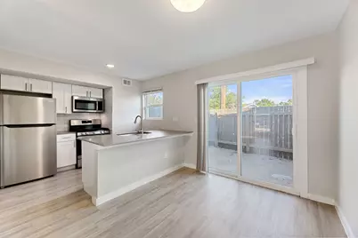 5005 Manor Road #122, Austin, TX 78723 - Photo 5