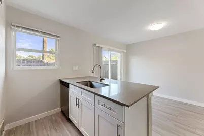 5005 Manor Road #122, Austin, TX 78723 - Photo 9