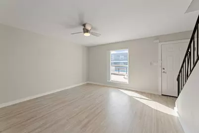 5005 Manor Road #122, Austin, TX 78723 - Photo 15