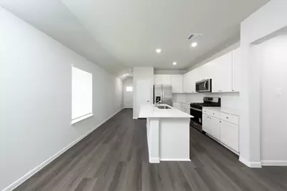 15435 Woody Haven Drive, Conroe, TX 77302 - Photo 3