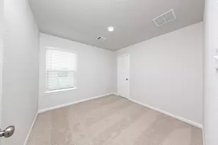 15435 Woody Hvn Dr, Conroe, TX 77302 - Photo 15