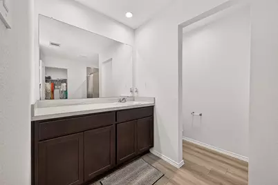 2074 Legacy Hills Drive, Houston, TX 77067 - Photo 35