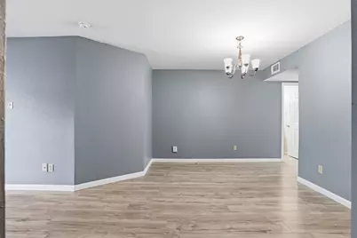18800 Egret Bay Boulevard #1007, Webster, TX 77058 - Photo 3