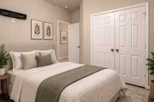6409 Hollock Meadows Ln, Houston, TX 77048 - Photo 11