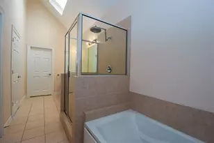 815 Garden Rose Ln, Houston, TX 77018 - Photo 41