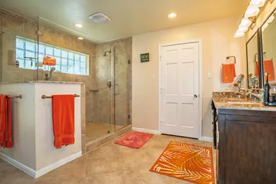 12518 Honeywood Trail, Houston, TX 77077 - Photo 11