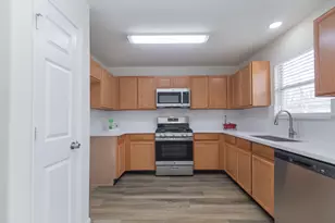 16518 Pademelon Dr, Sugar Land, TX 77498 - Photo 5