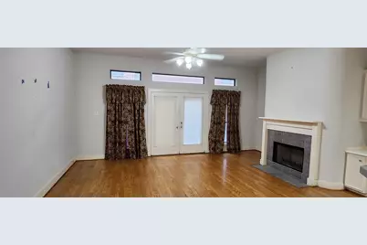 9821 Meredith Elise Court, Houston, TX 77025 - Photo 9