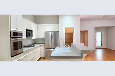 9821 Meredith Elise Court, Houston, TX 77025 - Photo 15