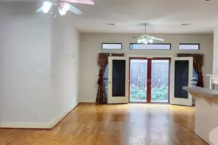 9821 Meredith Elise Ct, Houston, TX 77025 - Photo 3