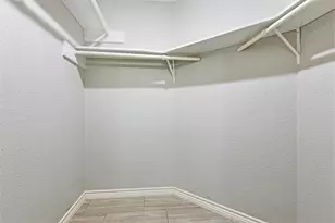 18800 Egret Bay Blvd, Webster, TX 77058 - Photo 23