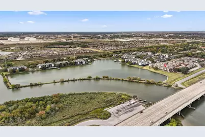 18800 Egret Bay Boulevard #102, Webster, TX 77058 - Photo 3