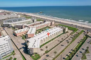6300 Seawall Blvd, Galveston, TX 77551 - Photo 23