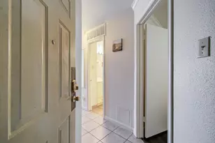 6300 Seawall Blvd, Galveston, TX 77551 - Photo 3