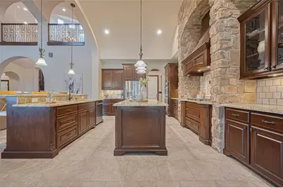 14 Royal King Road, Tomball, TX 77377 - Photo 19