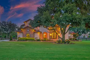 14 Royal King Rd, Tomball, TX 77377 - Photo 3