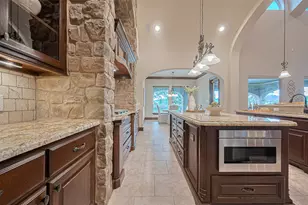 14 Royal King Rd, Tomball, TX 77377 - Photo 15