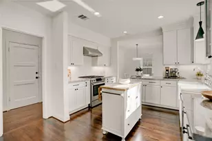 3125 Wroxton Rd, Houston, TX 77005 - Photo 13