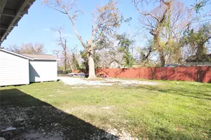 2204 Parker Rd, Houston, TX 77093 - Photo 9