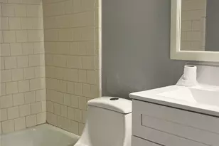 12633 Memorial Dr, Houston, TX 77024 - Photo 19