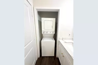 18617 Egret Bay Boulevard #504, Webster, TX 77058 - Photo 11