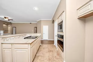 731 Avery Dr, Sugar Land, TX 77479 - Photo 13