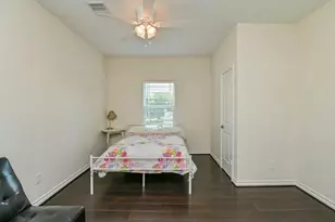 4433 Pease, Houston, TX 77023 - Photo 9