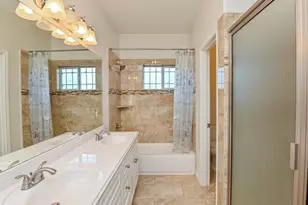 4433 Pease, Houston, TX 77023 - Photo 11