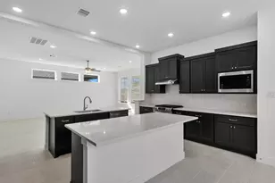 28827 Balanced Rock Dr, New Caney, TX 77357 - Photo 3