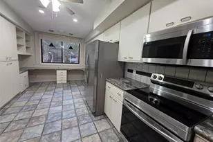 2013 Enterprise Ave, League City, TX 77573 - Photo 5