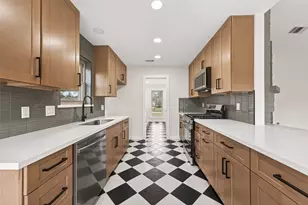 11906 Meadowdale Dr, Stafford, TX 77477 - Photo 5