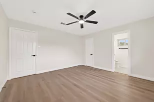 11906 Meadowdale Dr, Stafford, TX 77477 - Photo 23