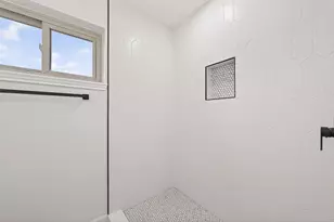 11906 Meadowdale Dr, Stafford, TX 77477 - Photo 21