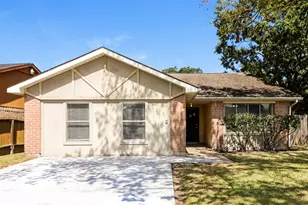13427 Boonway Dr, Houston, TX 77045 - Photo 1