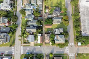 614 11th St, Galveston, TX 77550 - Photo 39