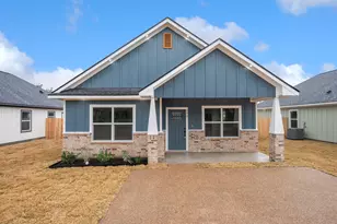 205 Lock Ln, Bryan, TX 77803 - Photo 7