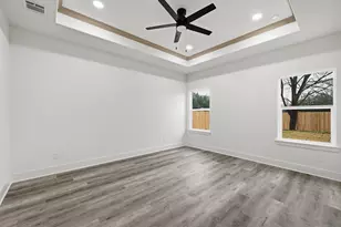 205 Lock Ln, Bryan, TX 77803 - Photo 17