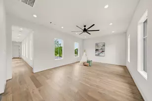 2015 Harvard St, Houston, TX 77008 - Photo 23