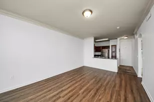 7575 Kirby Dr, Houston, TX 77030 - Photo 15