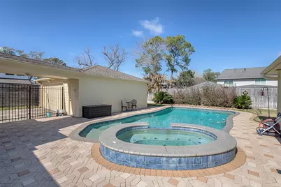 15719 Crestbrook Drive, Houston, TX 77059 - Photo 39