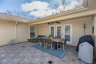 15719 Crestbrook Dr, Houston, TX 77059 - Photo 41