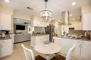 15719 Crestbrook Dr, Houston, TX 77059 - Photo 9